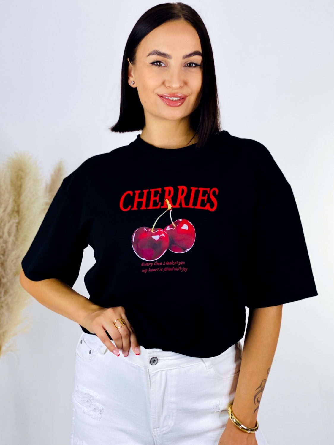 Dámske čierne tričko CHERRIES